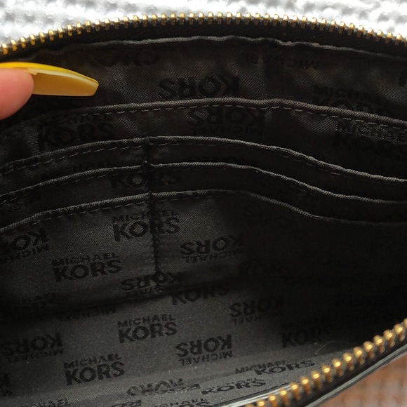 Michael Kors Clutch - Picture 4 of 5